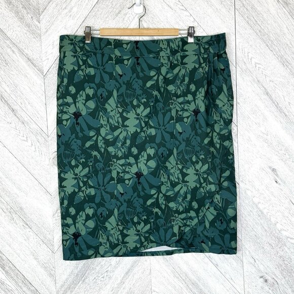 Ripskirt Hawaii Dresses & Skirts - Ripskirt Hawaii Wrap Skirt Womens Size XXL Floral Camo Knee Length NWT NEW